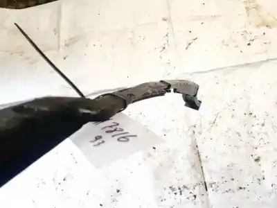 Second-hand car spare part left front windshield wiper arm for kia ceed (ed) 1.6 crdi 115 oem iam references   
