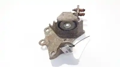 Second-hand car spare part engine support for renault scenic ii 1.5 dci diesel oem iam references   
