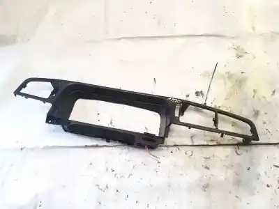 Peça sobressalente para automóvel em segunda mão plásticos por volkswagen passat variant (315) 1.8 referências oem iam 3a1857053