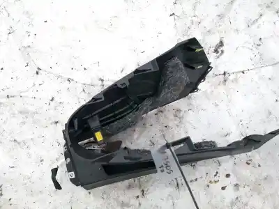 Автозапчасти б/у пластик за toyota verso 2.0 d-4d cat ссылки oem iam 588160f020