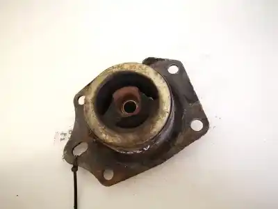 Second-hand car spare part engine support for chrysler pt cruiser (pt) 2.2 crd touring oem iam references   