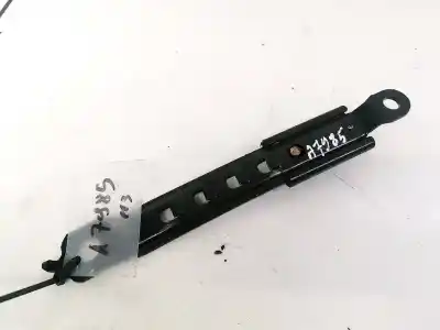 Second-hand car spare part plastics for toyota corolla (e12) 2.0 d-4d sol berlina oem iam references 