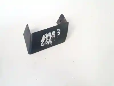 Pezzo di ricambio per auto di seconda mano plastica per chevrolet captiva 2.0 diesel cat riferimenti oem iam   