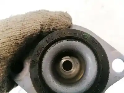 Second-hand car spare part engine support for renault twingo 1.2 16v oem iam references 8200410218  