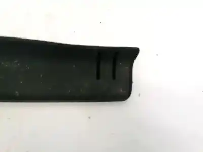 Second-hand car spare part plastics for audi a1 (8x) 1.6 tdi oem iam references 8x0863301  5004549