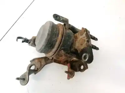 Second-hand car spare part engine support for toyota corolla (e11) 2.0 d-4d linea sol oem iam references   