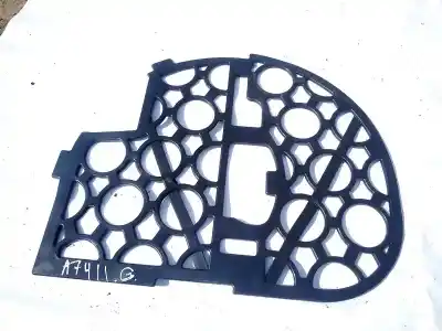 Second-hand car spare part plastics for renault twingo 1.2 16v oem iam references 8200933931