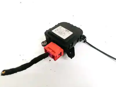 Автозапчастина б/у  для AUDI A4 AVANT (B5)  Посилання на OEM IAM 0132801116  8D1820511B