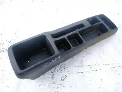 Peça sobressalente para automóvel em segunda mão plásticos por toyota corolla (e11) 2.0 d-4d linea sol referências oem iam 5891113060