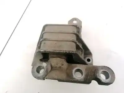 Second-hand car spare part engine support for opel vectra c (z02) 2.2 dti 16v (f69) oem iam references v04652  