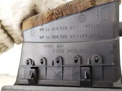 Автозапчастина б/у аераційна решіта для lancia phedra (180) 2.0 jtd 16v emblema cae посилання на oem iam 1484108077  1491963077