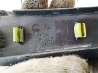 Автозапчастина б/у пластикler для skoda octavia combi (1z5) 2.0 tdi посилання на oem iam 1z0868537  