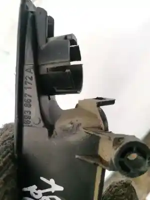 Pezzo di ricambio per auto di seconda mano plastica per audi 80 avant 1.9 tdi riferimenti oem iam 893867172a  