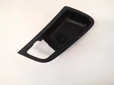 Pièce détachée automobile d'occasion plastiques pour hyundai i30 1.6 crdi cat références oem iam 826212l000