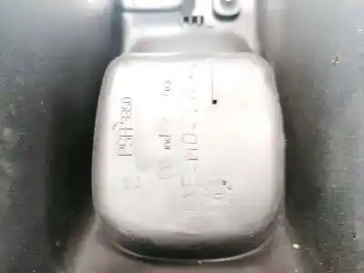 Pezzo di ricambio per auto di seconda mano plastica per peugeot 206+ 1.4 riferimenti oem iam psa3350  