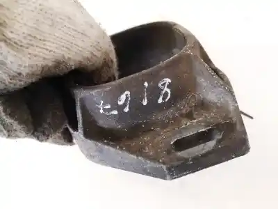Second-hand car spare part engine support for audi a4, b5 1994.11 - 1999.09 1.6 74kw 1994.11 - 2000.10 oem iam references   
