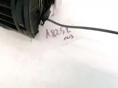 Автозапчасти б/у аэрационная решетка за volkswagen passat variant (3b5) 1.9 tdi ссылки oem iam 3b0819703a  