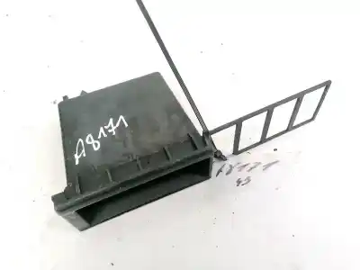 Peça sobressalente para automóvel em segunda mão plásticos por audi 80 b4 avant (8c5) 1.9 tdi referências oem iam 