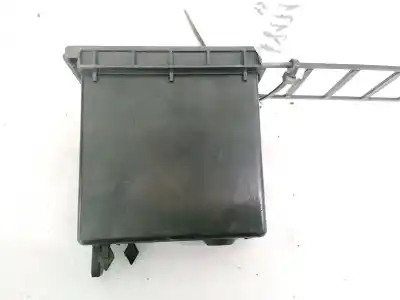 Pezzo di ricambio per auto di seconda mano plastica per audi 80 b4 avant (8c5) 1.9 tdi riferimenti oem iam   