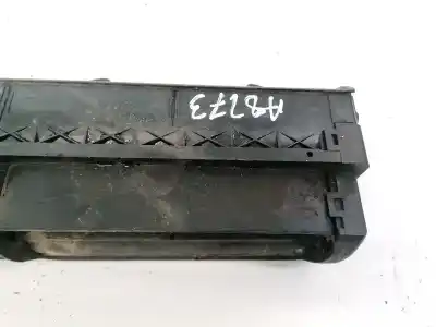 Автозапчасти б/у аэрационная решетка за audi a4 avant (b5) 1.9 tdi ссылки oem iam 8d0820951  