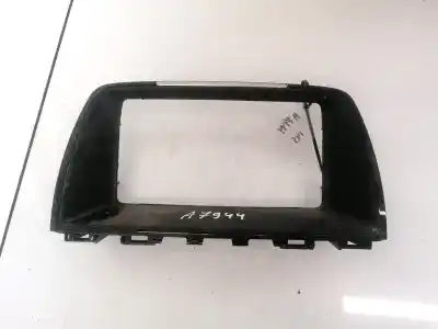 Peça sobressalente para automóvel em segunda mão plásticos por mazda 6 lim. 2.2 turbodiesel referências oem iam k300655231