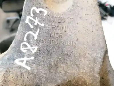 Автозапчасти б/у поддержка двигателя за audi a4 avant (b5) 1.9 tdi ссылки oem iam 8d0199308l  