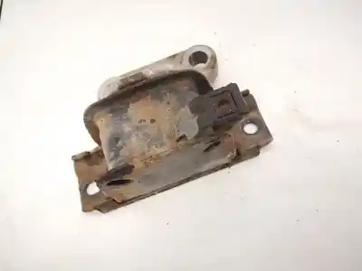 Second-hand car spare part engine support for opel corsa c 1.2 16v cat (z 12 xep / lb4) oem iam references 1313074  