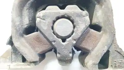 Second-hand car spare part engine support for opel meriva b 1.7 16v cdti oem iam references 9227881fp  9227880fn, 24467436hw