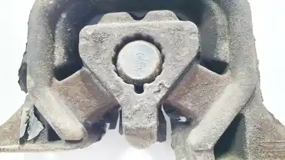 Second-hand car spare part engine support for opel meriva b 1.7 16v cdti oem iam references 9227881fp  9227880fn, 24467436hw