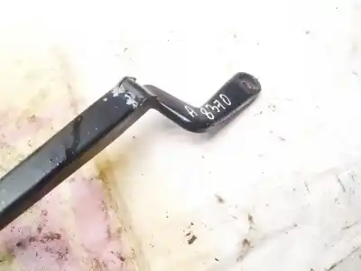 Second-hand car spare part left front windshield wiper arm for skoda fabia (6y2/6y3) 1.9 tdi oem iam references   