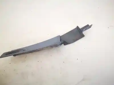 Peça sobressalente para automóvel em segunda mão plásticos por opel zafira b 1.9 cdti referências oem iam 13142286