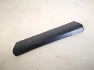 Peça sobressalente para automóvel em segunda mão plásticos por opel zafira b 1.9 cdti referências oem iam 13121853