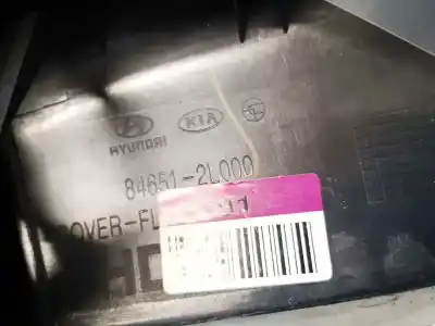 Pezzo di ricambio per auto di seconda mano plastica per hyundai i30 1.6 crdi cat riferimenti oem iam 846512l000  84651-2l000