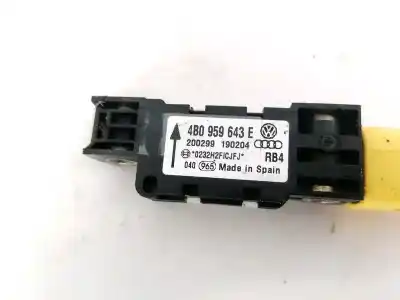 Автозапчасти б/у датчик за audi a3 (8p) 2.0 16v fsi ссылки oem iam 4b0959643e  