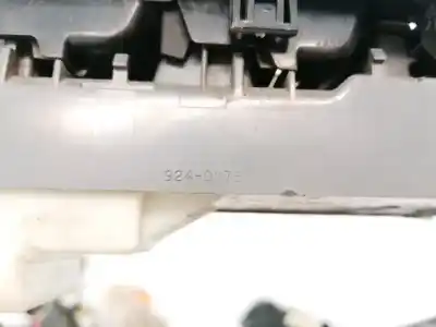 Автозапчасти б/у выключатель левого переднего окна за toyota auris, i e15 2006.10 - 2012.10 1.4l 66kw d-4d 2006.10 - 2012.10 ссылки oem iam 9240y75  