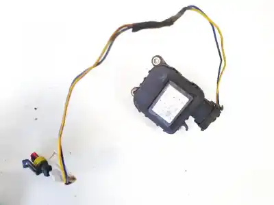 Peça sobressalente para automóvel em segunda mão motor de abertura da comporta de sofagem por renault clio, 1998.09 - 2001.05 1.2 44kw 1999.03 - 2001.05 referências oem iam 0132801145