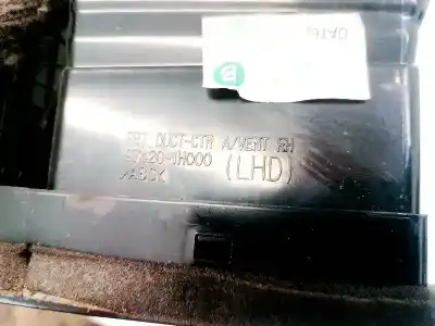 Pezzo di ricambio per auto di seconda mano griglia di aerazione per kia ceed (ed) 1.6 crdi 115 riferimenti oem iam 974201h000  97420-1h000
