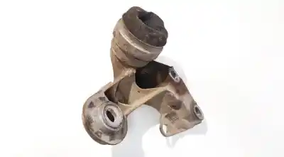 Second-hand car spare part engine support for audi a4, b6 2000.11 - 2004.11 2.0 96kw 2000.11 - 2004.12 oem iam references 8e0199352