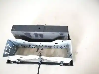 Second-hand car spare part plastics for opel vivaro 2.5 107 kw oem iam references   