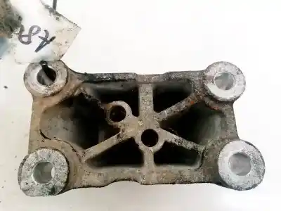 Second-hand car spare part engine support for kia ceed (ed) 1.6 crdi 115 oem iam references   
