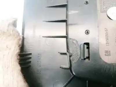 Pezzo di ricambio per auto di seconda mano plastica per opel zafira b 1.9 cdti riferimenti oem iam 331985437  