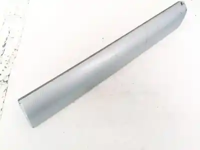 Peça sobressalente para automóvel em segunda mão plásticos por opel zafira b 1.9 cdti referências oem iam 13162510