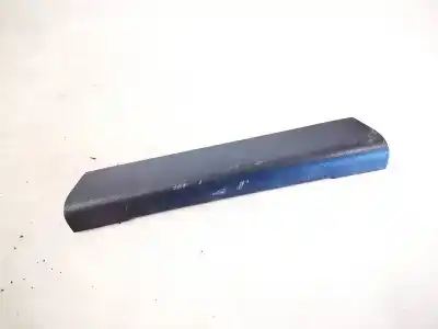 Peça sobressalente para automóvel em segunda mão plásticos por opel zafira b 1.9 cdti referências oem iam 13121853