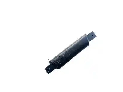 Pezzo di ricambio per auto di seconda mano plastica per mazda 3 lim. (bl) 1.6 16v cat riferimenti oem iam   