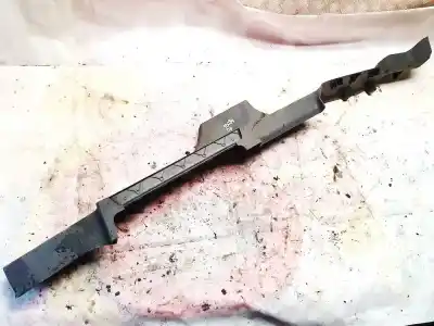 Second-hand car spare part plastics for opel meriva b 1.7 16v cdti oem iam references 13115049