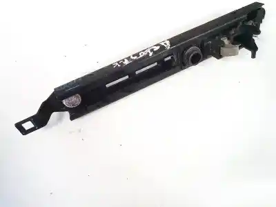 Pezzo di ricambio per auto di seconda mano plastica per opel meriva b 1.7 16v cdti riferimenti oem iam   