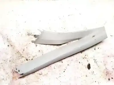 Second-hand car spare part plastics for opel meriva b 1.7 16v cdti oem iam references 93363692