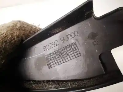 Pezzo di ricambio per auto di seconda mano plastica per nissan note (e11e) 1.4 cat riferimenti oem iam 822929u000  