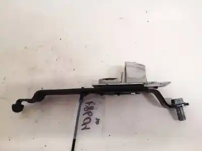 Pezzo di ricambio per auto di seconda mano plastica per mazda 3 lim. (bl) 1.6 cd diesel cat riferimenti oem iam   