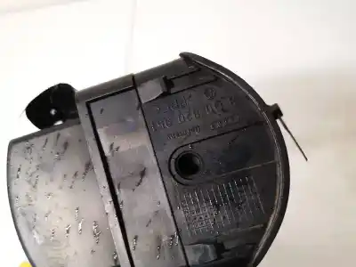 Автозапчасти б/у аэрационная решетка за audi a4 avant (b5) 1.9 tdi ссылки oem iam 8d0820951  